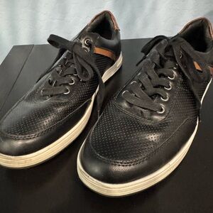 Steve Madden Black and Brown Sneakers